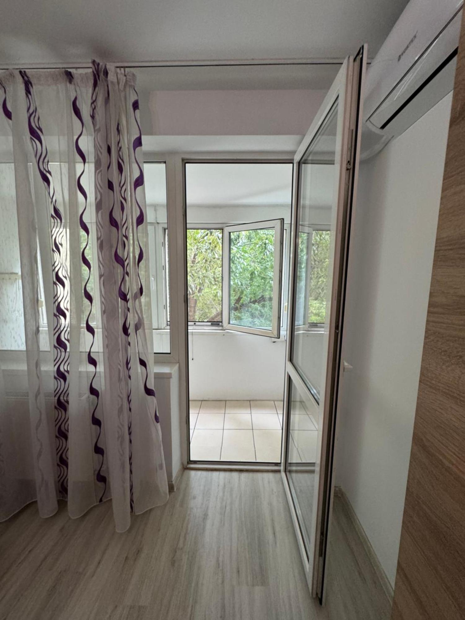Appartamento Pin Bucarest